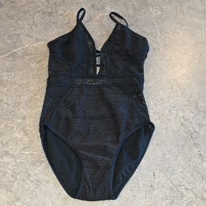 (J35) Ambrielle Black One Piece Swimsuit with V-Neck